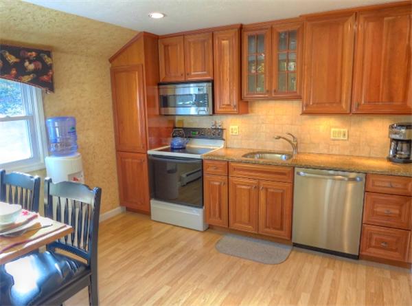 54 Carol Road Needham, MA 02492 - Photo 7 of 14 Gallery Image 7