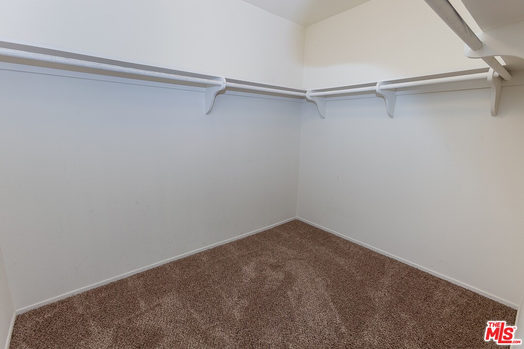 3333 Brace Canyon Road Burbank, CA 91504 - Photo 20 of 25