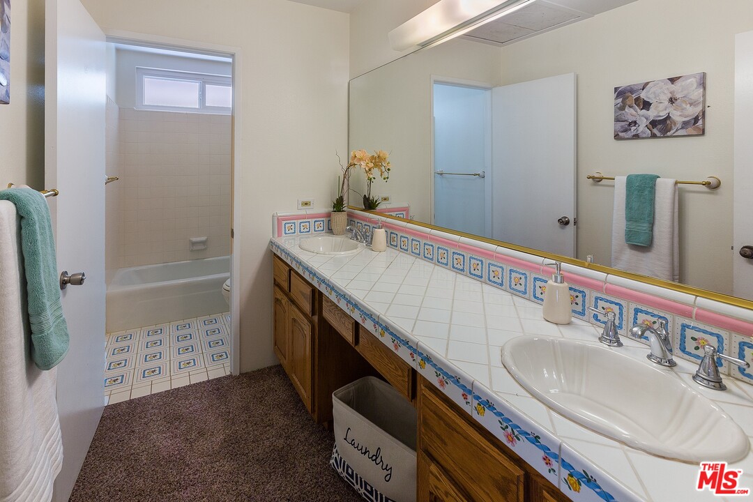 3333 Brace Canyon Road Burbank, CA 91504 - Photo 22 of 25