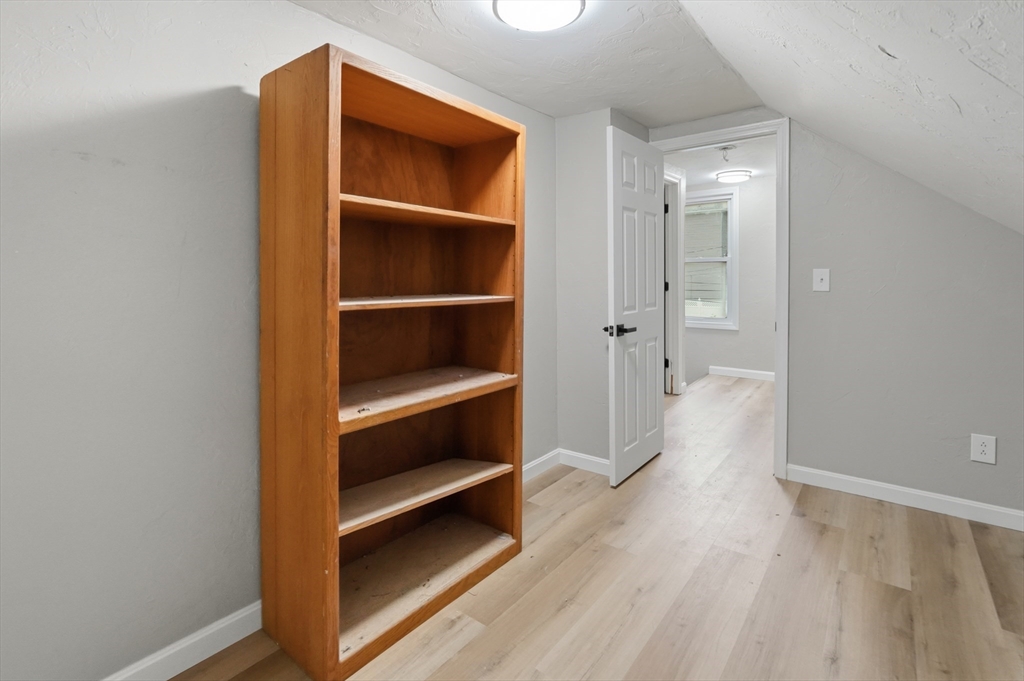 14 1/2 Hacker Street Worcester, MA 01603 - Photo 33 of 41