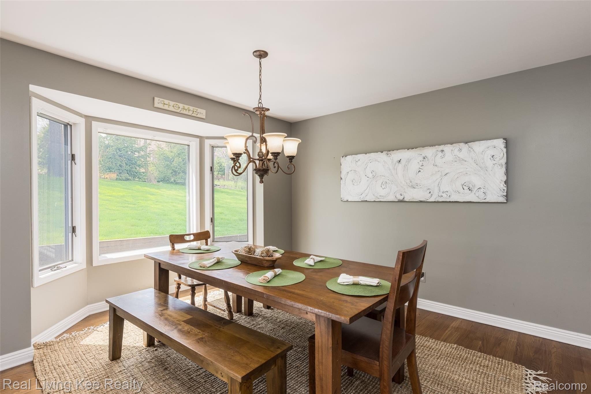 1427 Ridge Court Rochester, MI 48306 - Photo 11 of 50 1427 Ridge Ct-12.jpg