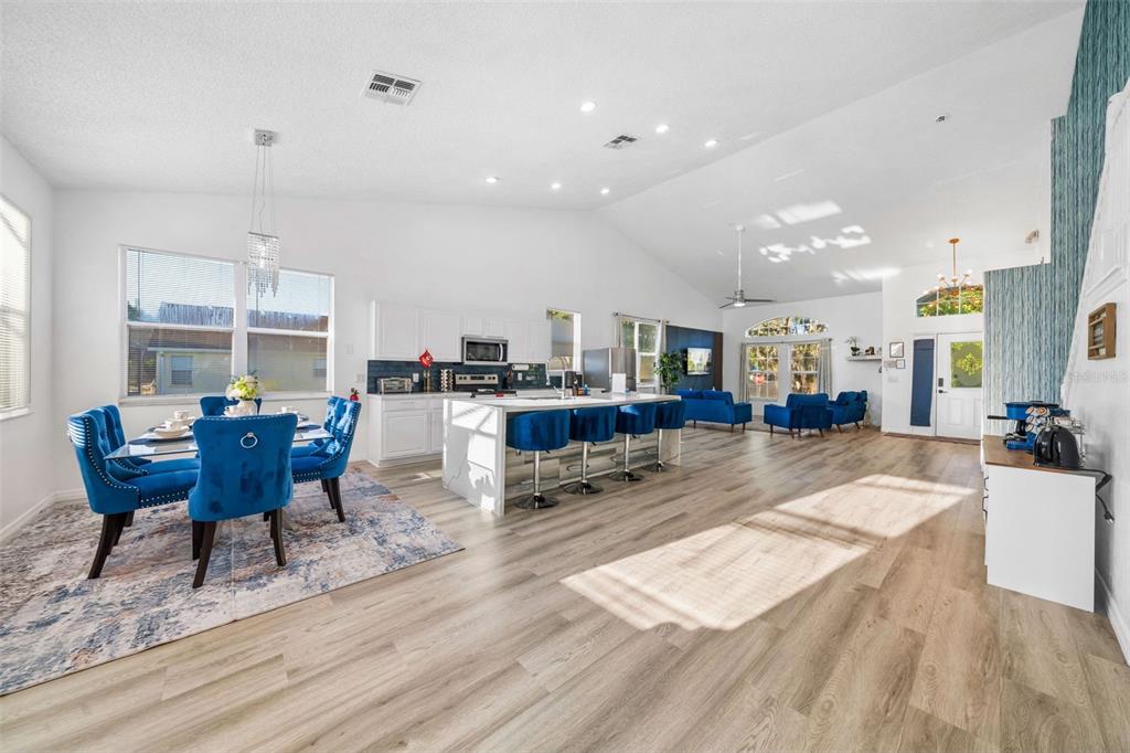 137 South Roma Way Kissimmee, FL 34746 - Photo 9 of 42 Gallery Image 9