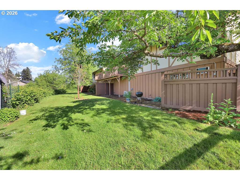 1253 City View Street Eugene, OR 97402 - Photo 16 of 18 a view of a back yard