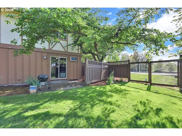 $259,900 | 1253 City View Street, Eugene, OR 97402