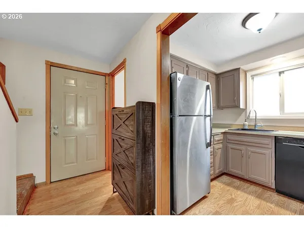 $259,900 | 1253 City View Street, Eugene, OR 97402