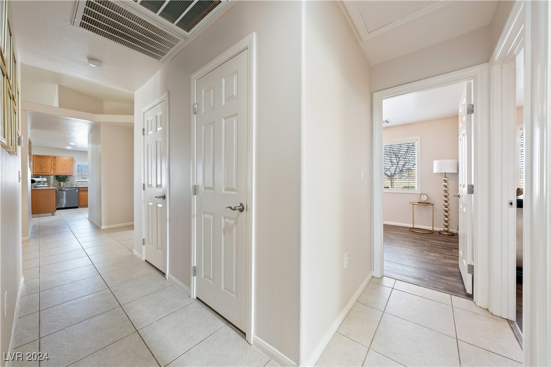 520 East Bellville Road Pahrump, NV 89048 - Photo 20 of 66 Hallway w/ 2 linen Closets