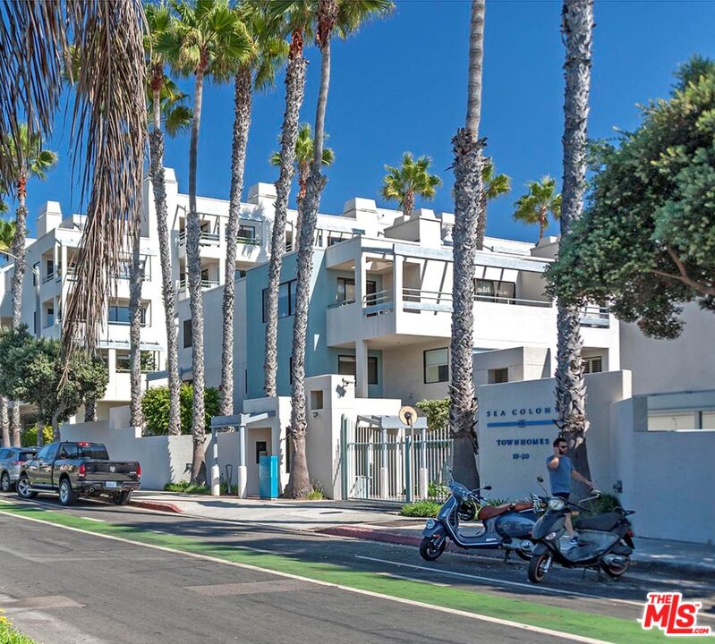 110 Ocean Park Boulevard, Unit 502 Santa Monica, CA 90405 - Photo 14 of 15