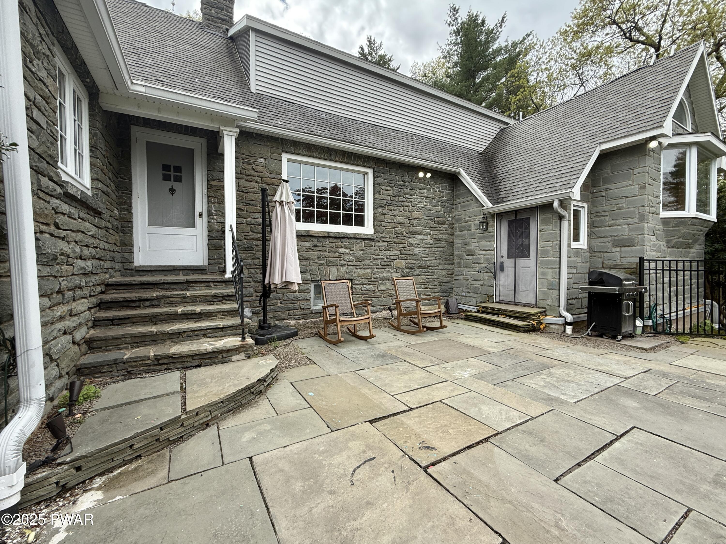 526 Highway 507 Paupack, PA 18451 - Photo 8 of 76