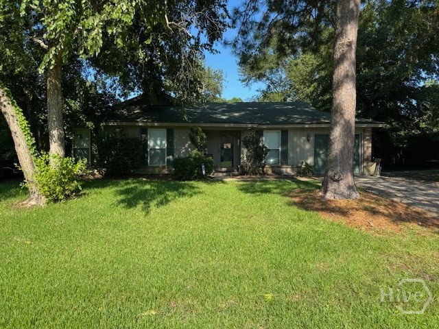 29 Rivers Bend Drive Savannah, GA 31406 - Photo 2 of 15 Front