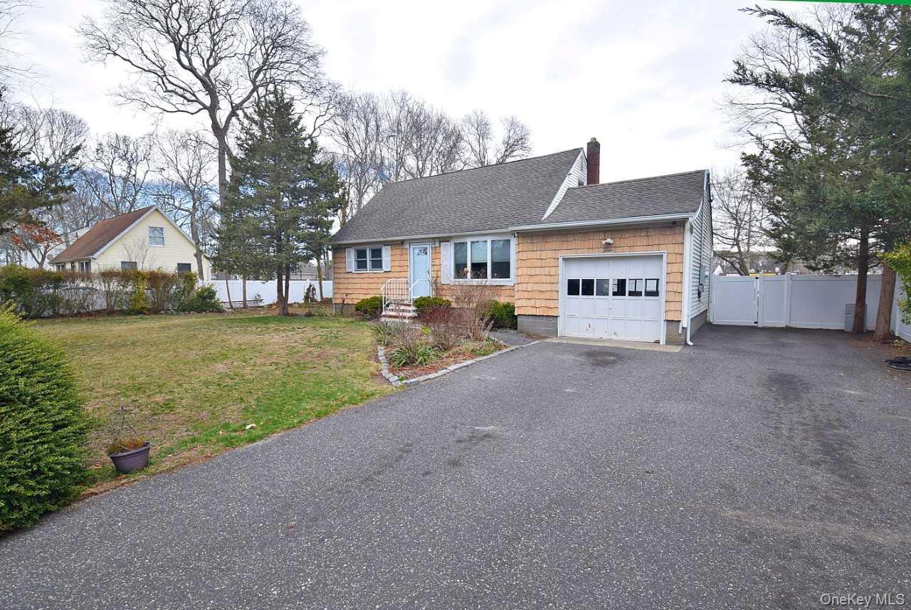 3 Windus Road Shirley, NY 11967 - Photo 1 of 1 Gallery Image 1