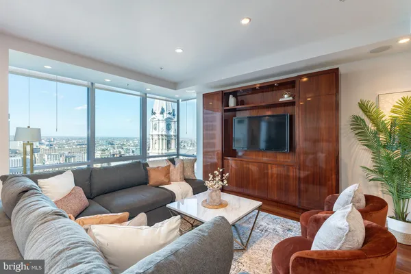 $1,725,000 | 1414 South Penn Square, Unit 34CDE, Philadelphia, PA 19102