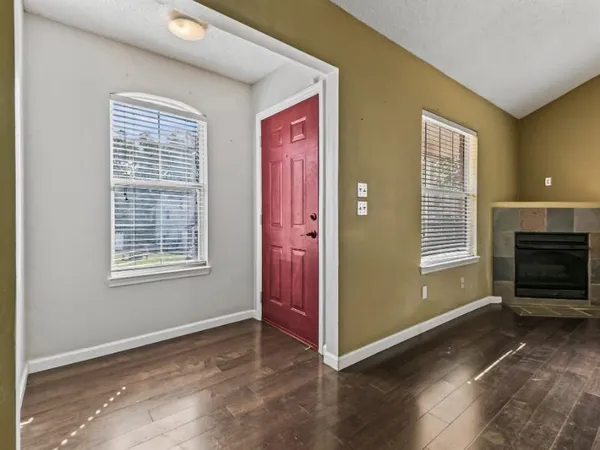 $2,000 | 3612 Cagney Drive, Tallahassee, FL 32309