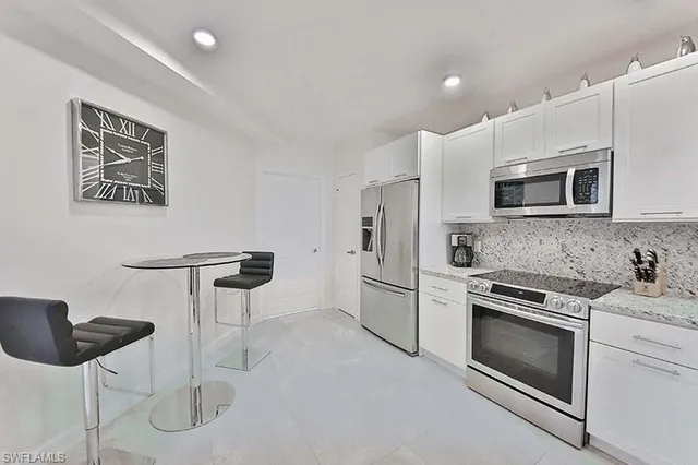 $6,000 | Undisclosed Address, Naples, FL 34109