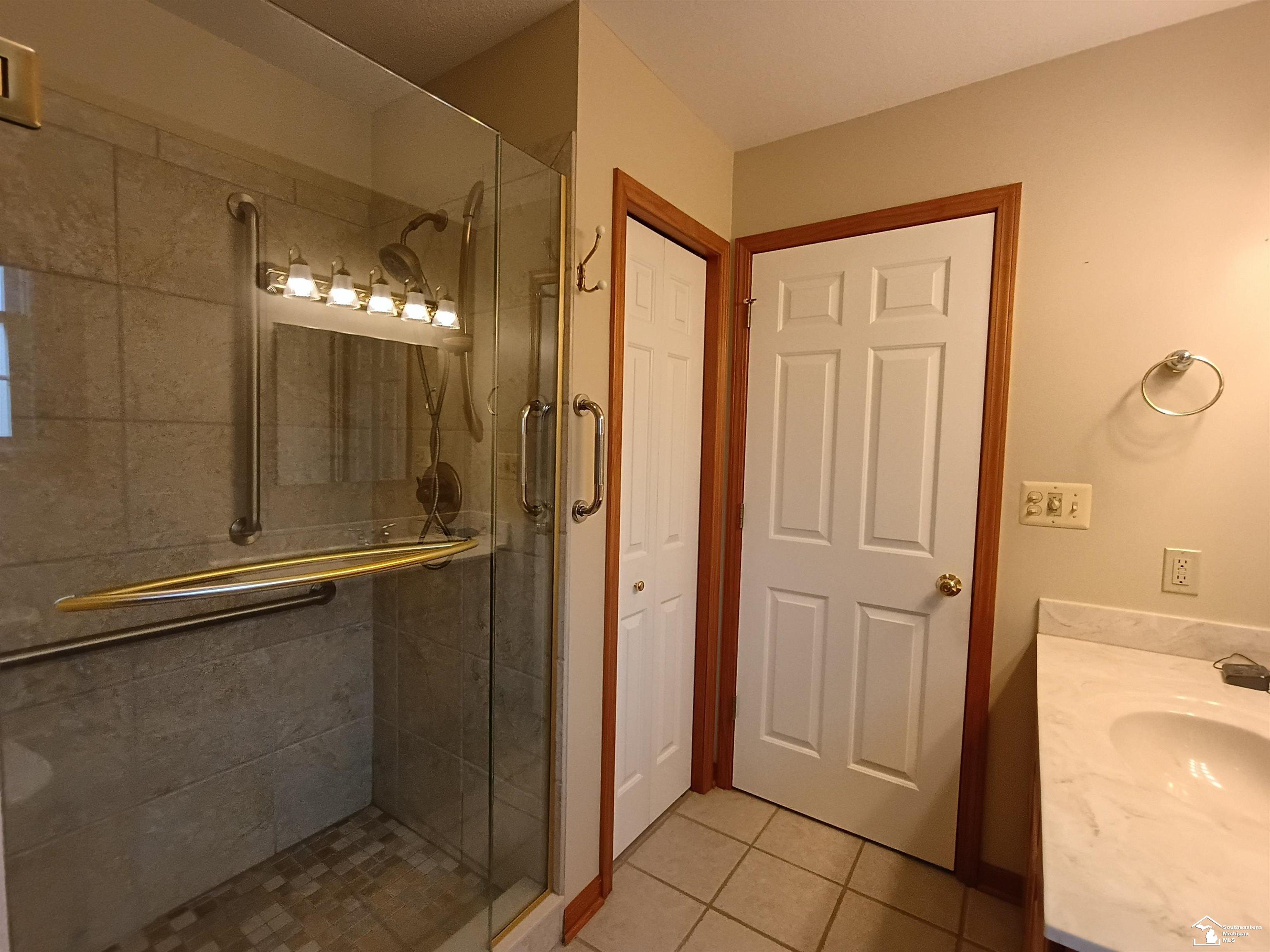 15496 Rutherford Boulevard Monroe, MI 48161 - Photo 32 of 60