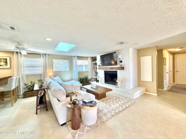 $2,995 | 25 Seatrout Street, Ponte Vedra Beach, FL 32082