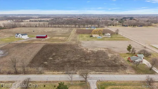 $150,000 | 72857 Romeo Plank Road, Armada, MI 48005
