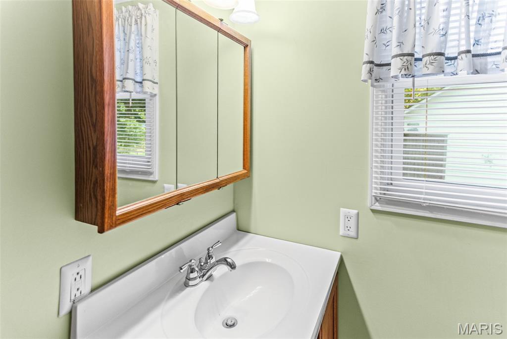 6063 Seiler Road Dorsey, IL 62021 - Photo 42 of 80