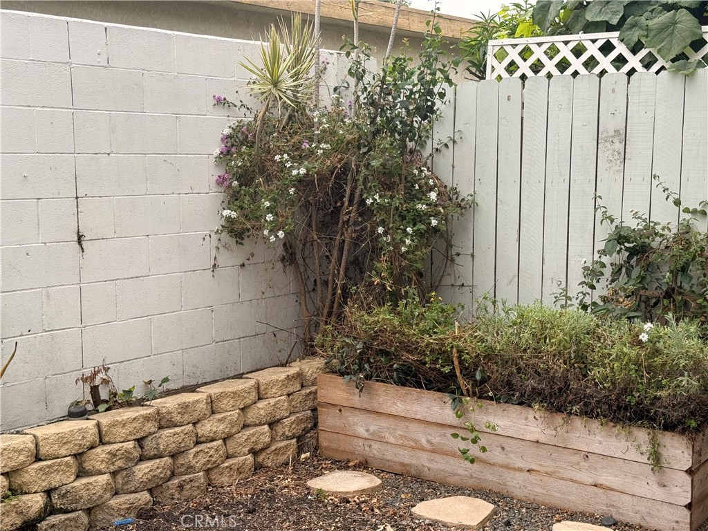 950 West Lambert Road, Unit 11 La Habra, CA 90631 - Photo 13 of 32 Outside yard