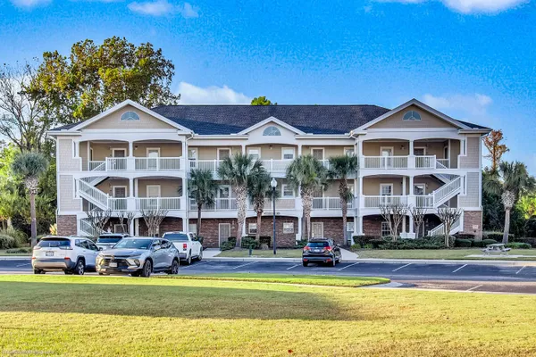 $269,000 | 5801 Oyster Catcher Drive, Unit 611, North Myrtle Beach, SC 29582