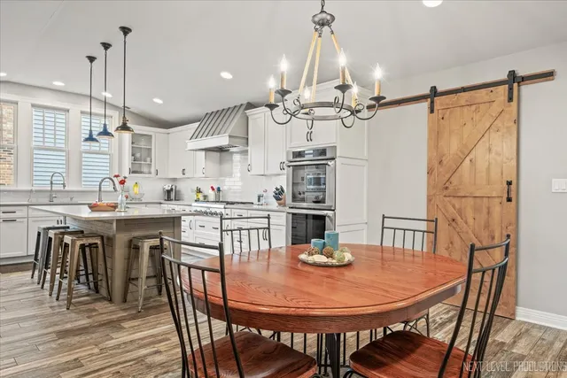 $1,025,000 | 609 Bowling Green Court, Naperville, IL 60563