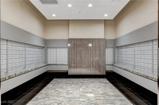 $2,700 | 2700 South Las Vegas Boulevard, Unit 1907, Las Vegas, NV 89109
