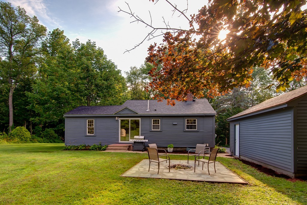 37 Bentley Road Barre, MA 01005 - Photo 12 of 16 Gallery Image 12