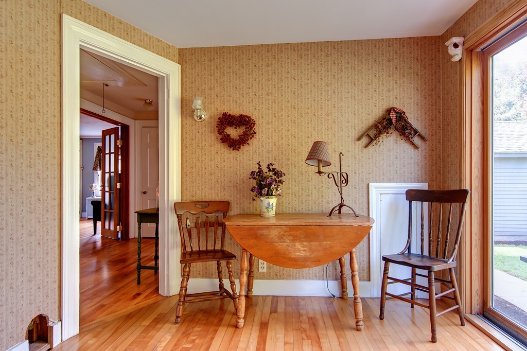 37 Bentley Road Barre, MA 01005 - Photo 4 of 16 Gallery Image 4