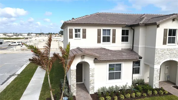 $2,600 | 2617 Southeast 28th Street, Unit 2617, Homestead, FL 33035