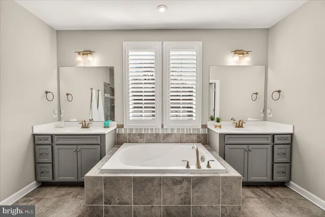 $995,000 | 5487 Tallyn Ridge Drive, Frederick, MD 21704