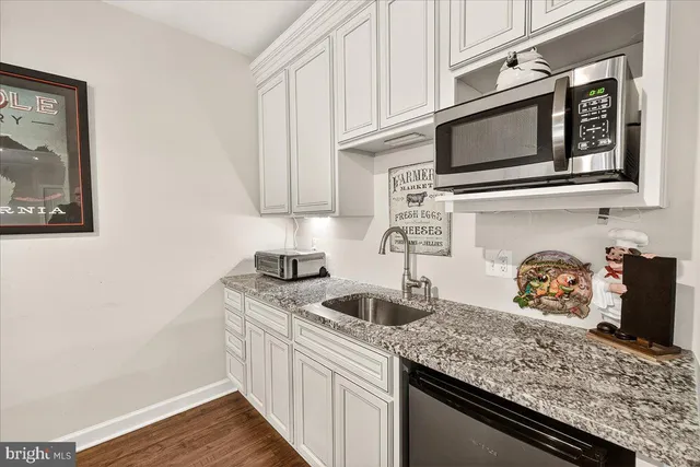 $995,000 | 5487 Tallyn Ridge Drive, Frederick, MD 21704