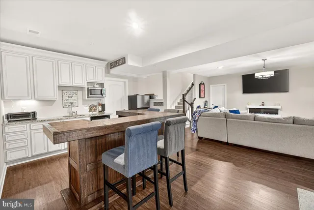 $995,000 | 5487 Tallyn Ridge Drive, Frederick, MD 21704