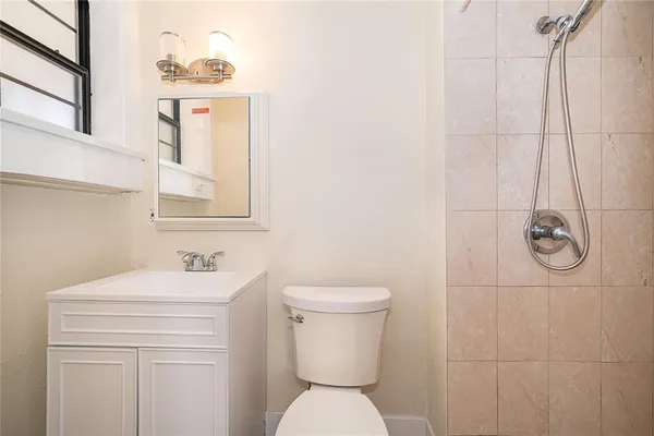 $1,200 | 601 Delaney Park Drive, Unit 2, Orlando, FL 32806