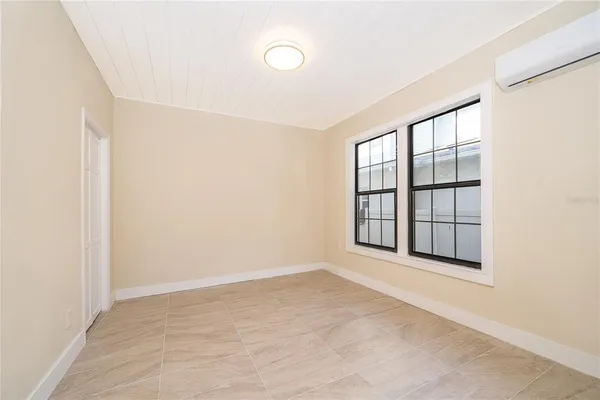 $1,200 | 601 Delaney Park Drive, Unit 2, Orlando, FL 32806