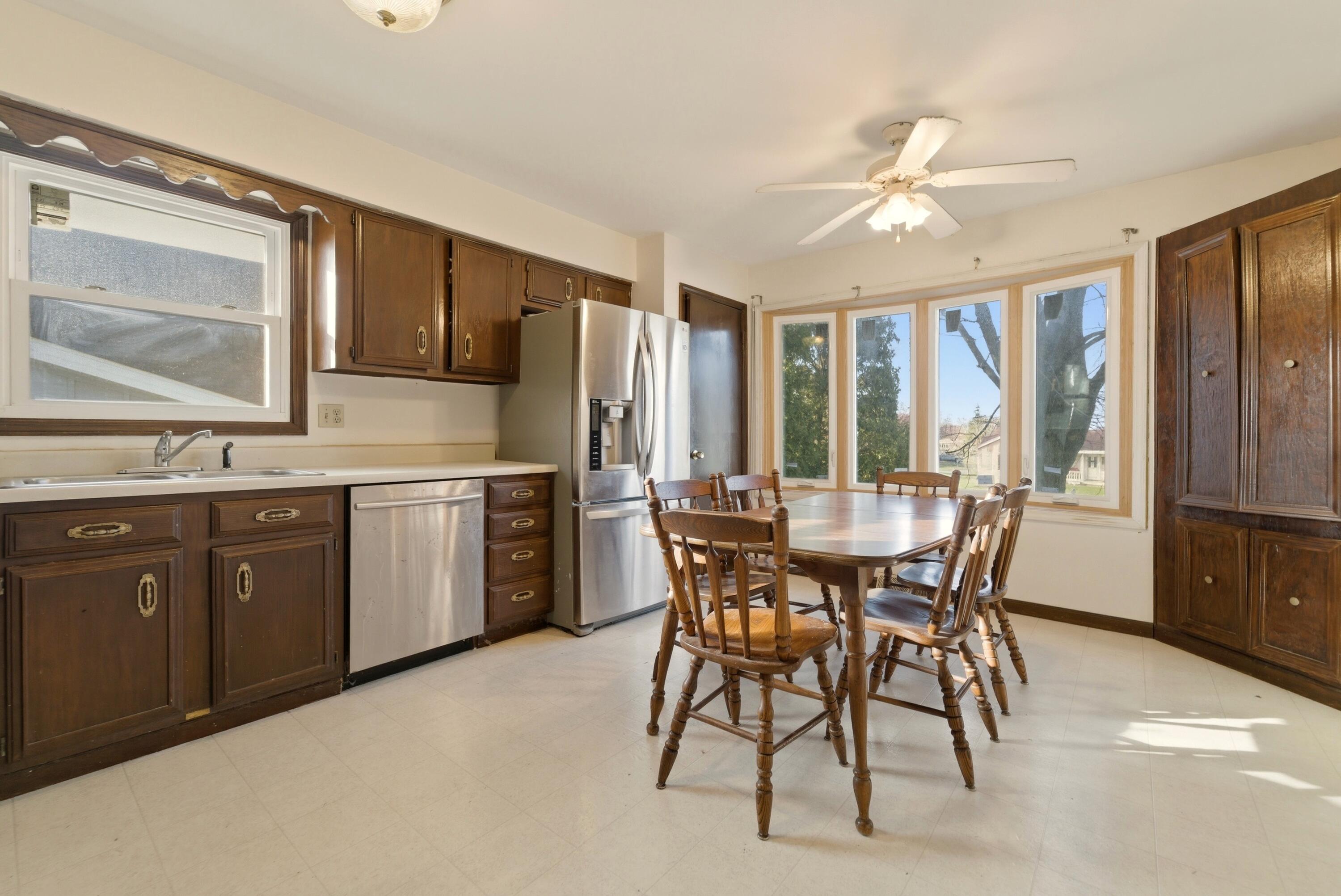 3771 Kingsway Drive Crown Point, IN 46307 - Photo 12 of 29 3000x2005