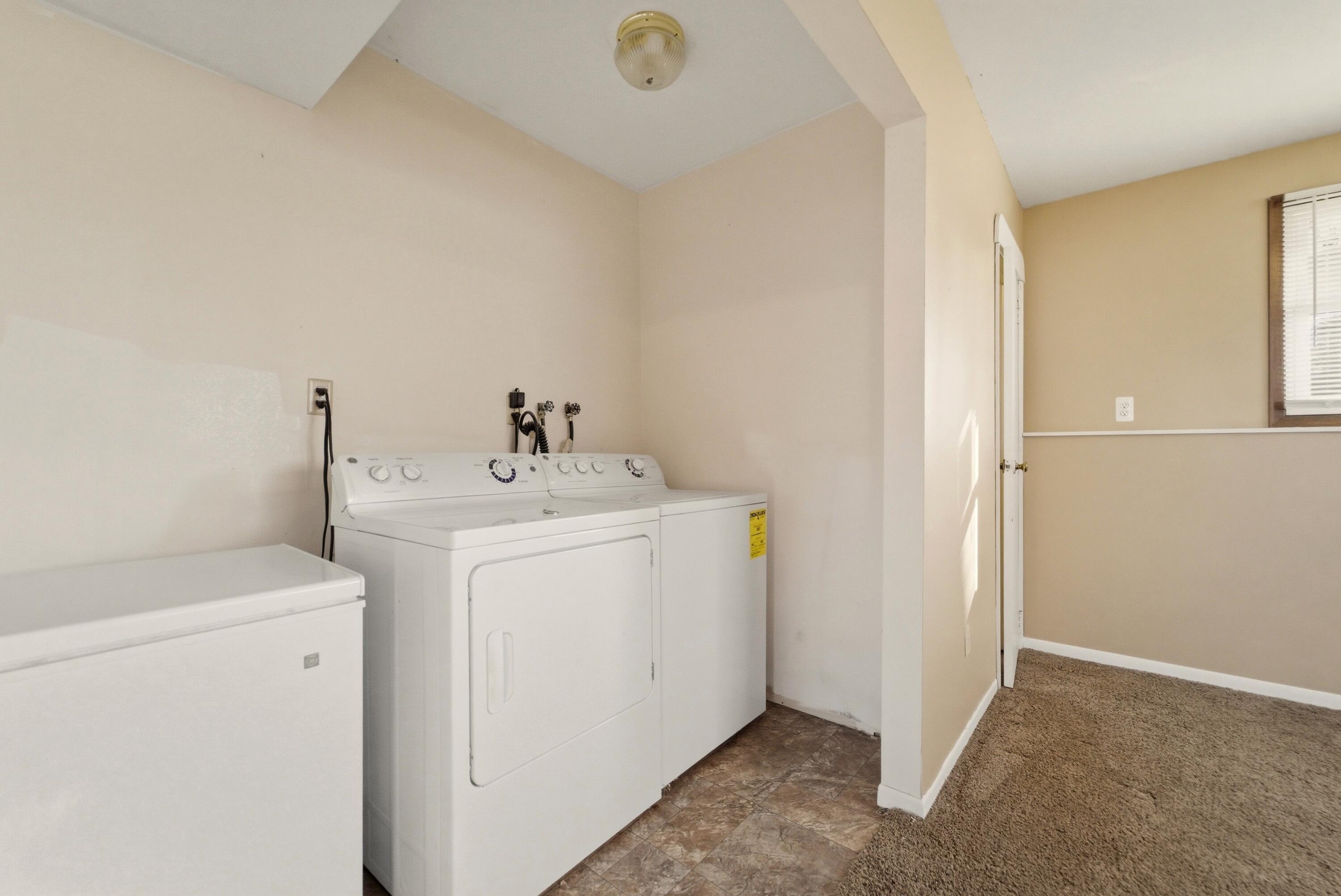 3771 Kingsway Drive Crown Point, IN 46307 - Photo 25 of 29 3000x2005