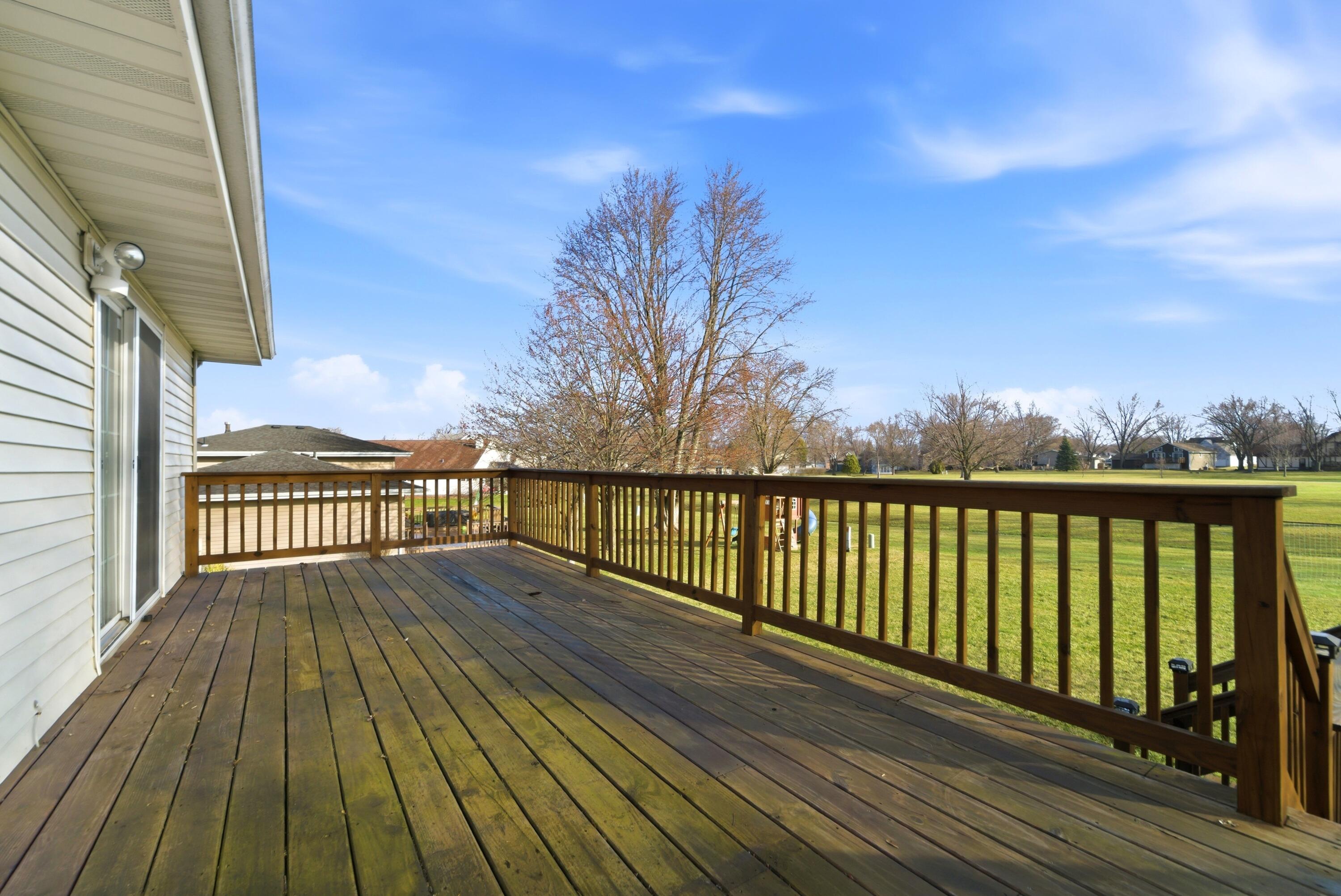 3771 Kingsway Drive Crown Point, IN 46307 - Photo 9 of 29 3000x2005