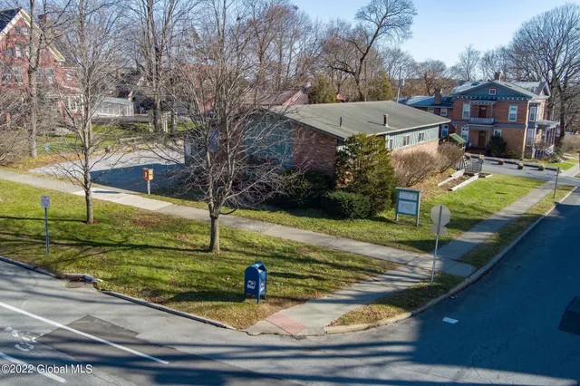 $1,469,000 | 624 North Broadway, Saratoga Springs, NY 12866