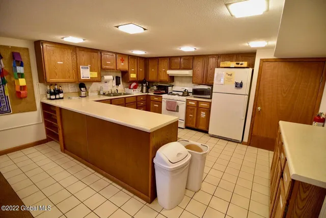 $1,469,000 | 624 North Broadway, Saratoga Springs, NY 12866