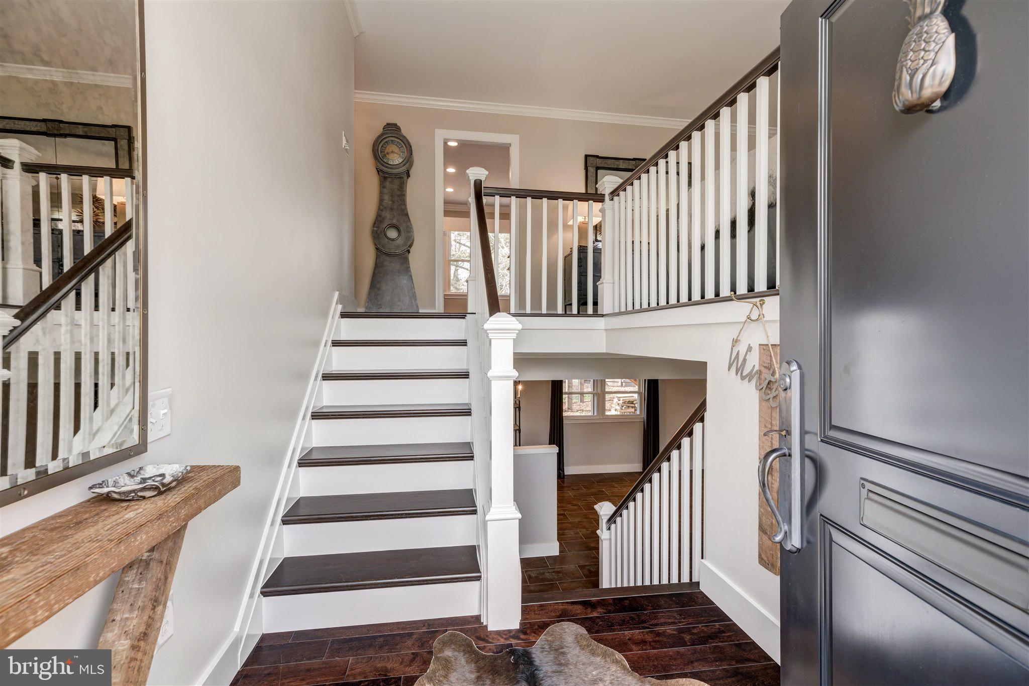 7770 Turlock Road Springfield, VA 22153 - Photo 4 of 53 Entryway
