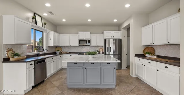 $619,000 | 41628 North Taylor Ranch Parkway, San Tan Valley, AZ 85140