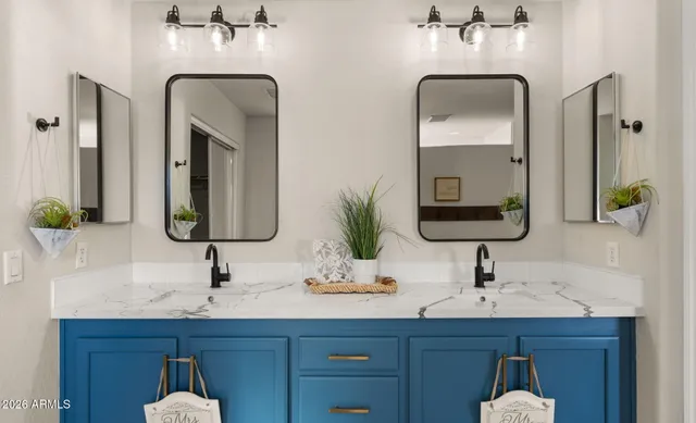 $619,000 | 41628 North Taylor Ranch Parkway, San Tan Valley, AZ 85140