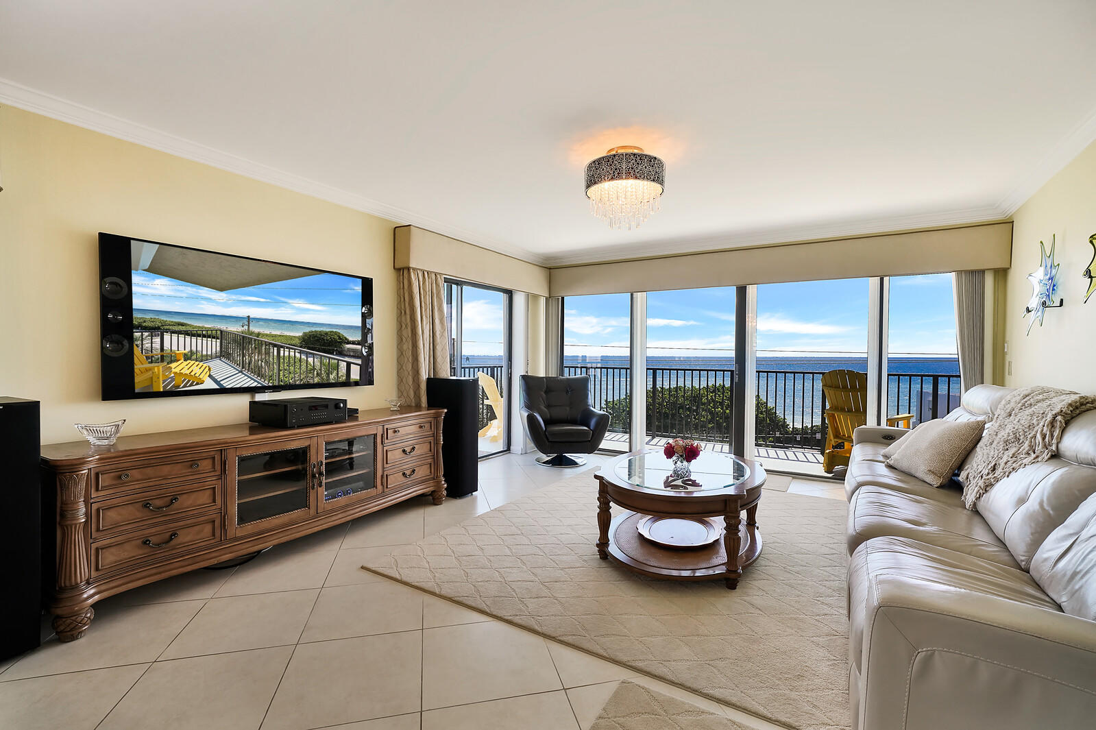 1055 Ocean Drive, Unit 401 Juno Beach, FL 33408 - Photo 17 of 31 Living room / ocean view