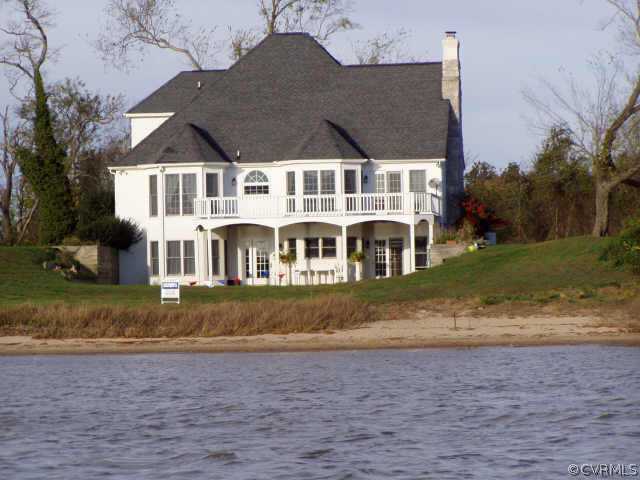 17527 Little Bay Road Charles City, VA 23030 - Photo 1 of 1 Exterior Front - MAIN