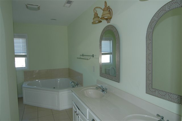 202 Yucca Avenue Murrells Inlet, SC 29576 - Photo 8 of 9 Gallery Image 8