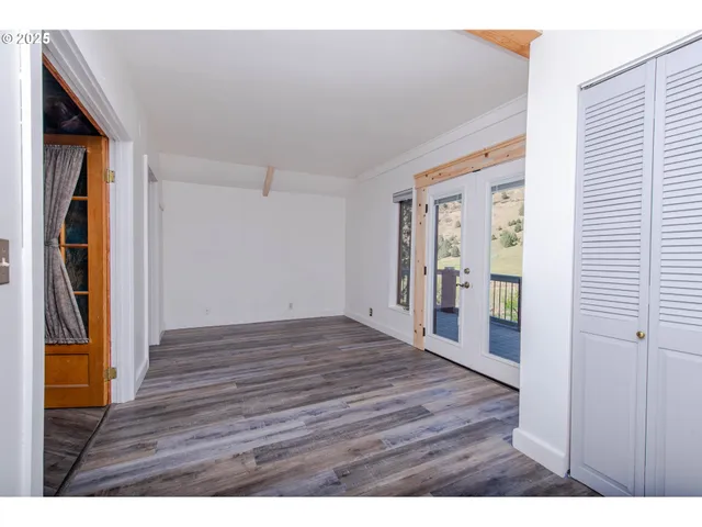 $1,499,000 | 61702 Middle Fork Lane, Long Creek, OR 97856