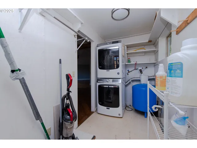 $1,499,000 | 61702 Middle Fork Lane, Long Creek, OR 97856