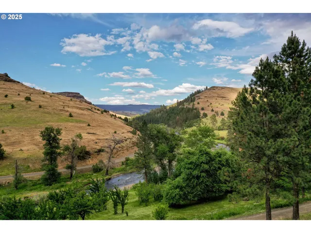 $1,499,000 | 61702 Middle Fork Lane, Long Creek, OR 97856