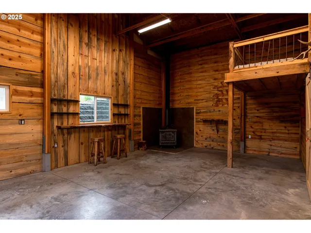 $1,499,000 | 61702 Middle Fork Lane, Long Creek, OR 97856