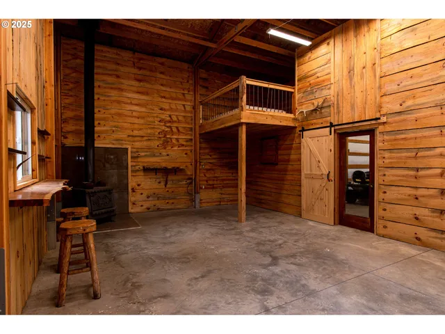 $1,499,000 | 61702 Middle Fork Lane, Long Creek, OR 97856