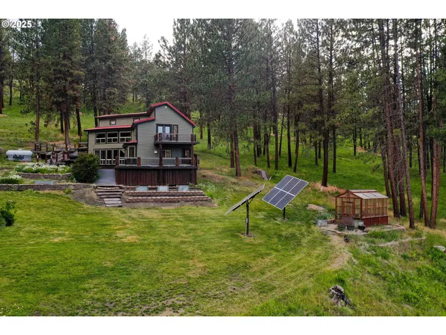 $1,499,000 | 61702 Middle Fork Lane, Long Creek, OR 97856